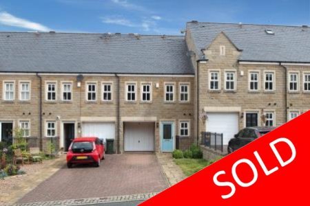 Prestigious modern townhouse with Wharfedale views.