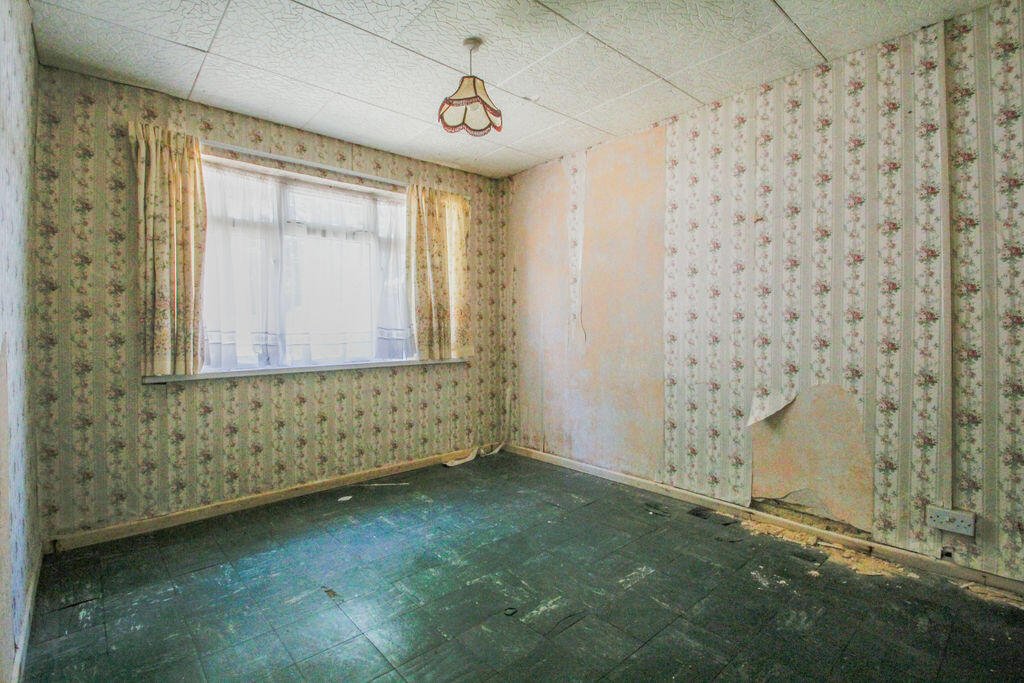 Cherry Tree Avenue, Cowplain, Waterlooville – photo 10 of 24