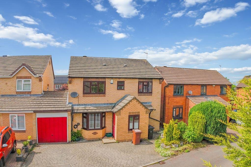 Glebe Field Chase, Wetherby – photo 1 of 18