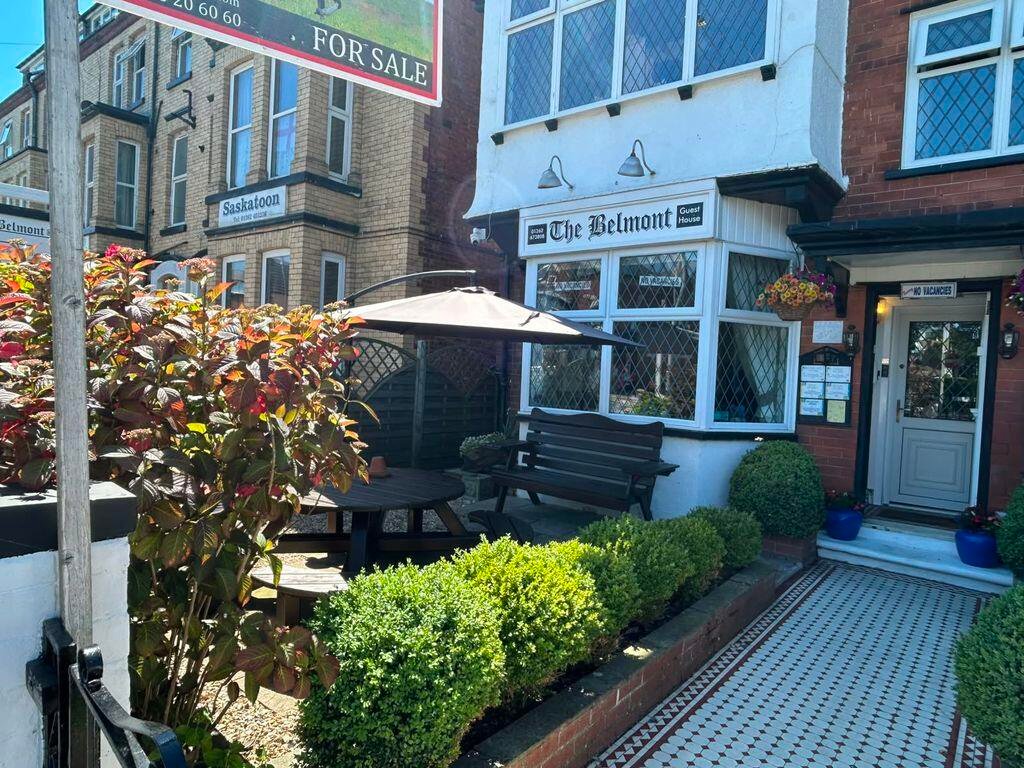 Guest House + Holiday/Owner Annexe – Flamborough Road, Bridlington – photo 2 of 29