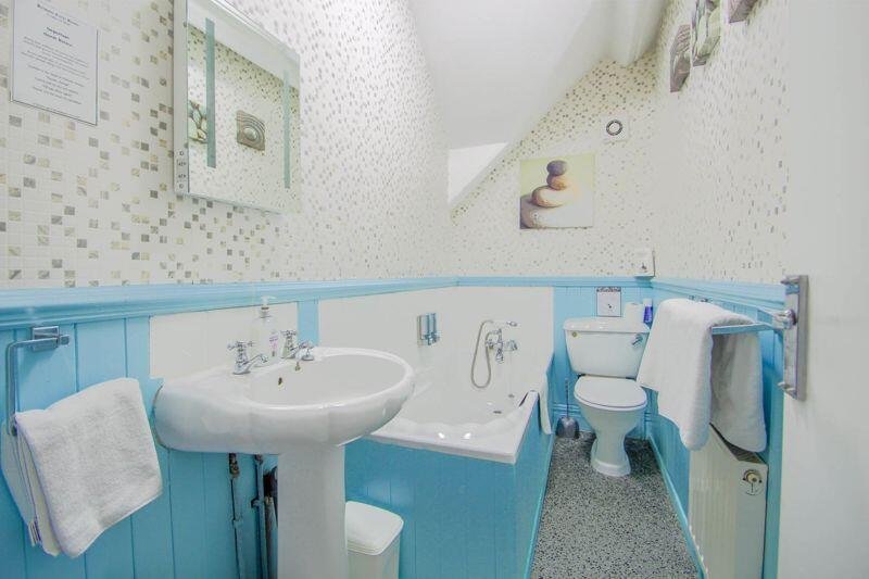 Guest House + Holiday/Owner Annexe – Flamborough Road, Bridlington – photo 21 of 29