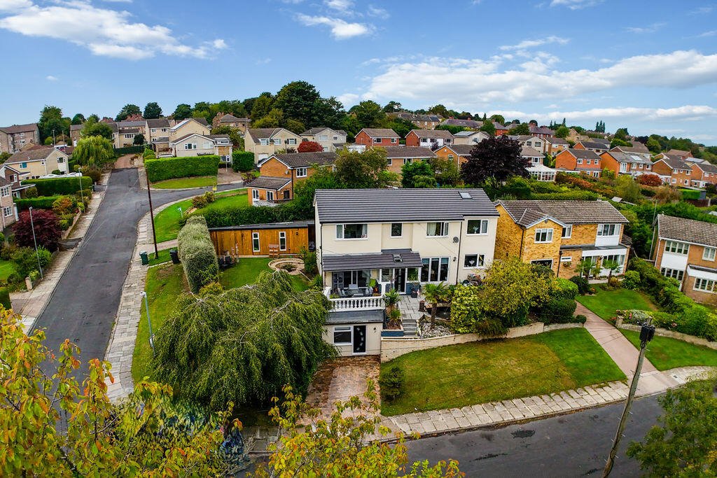 Henley Avenue, Thornhill, Dewsbury – photo 1 of 33