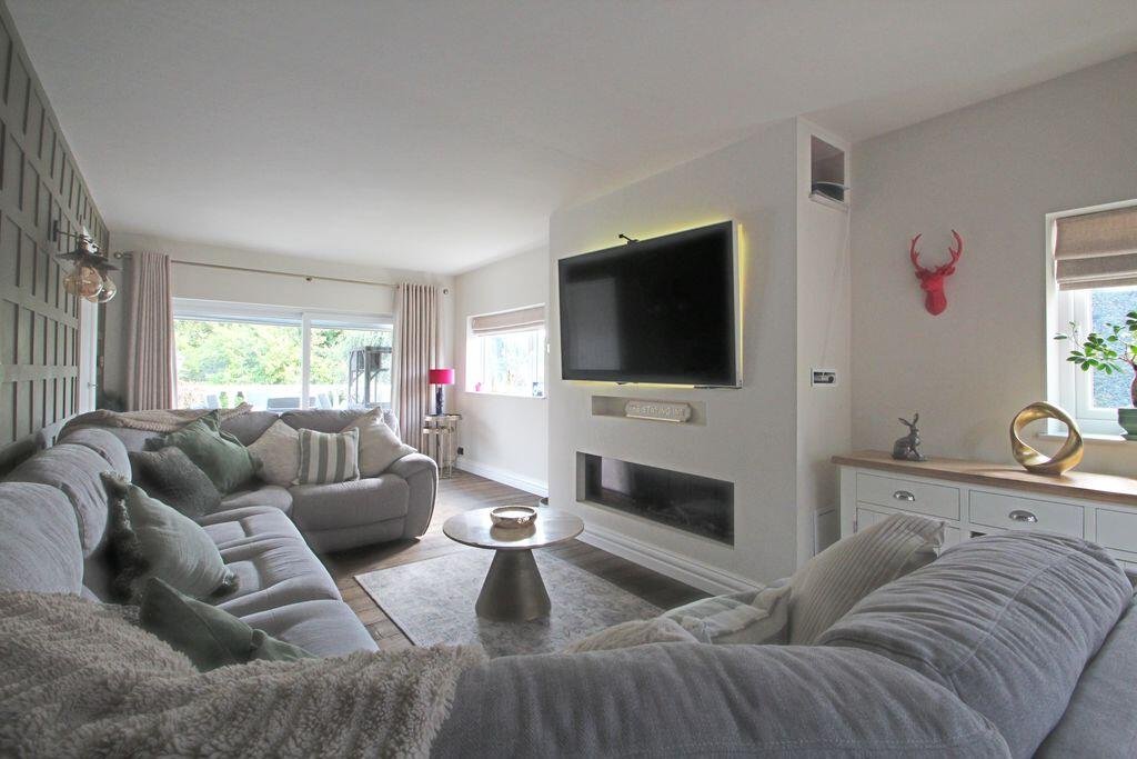 Henley Avenue, Thornhill, Dewsbury – photo 7 of 33