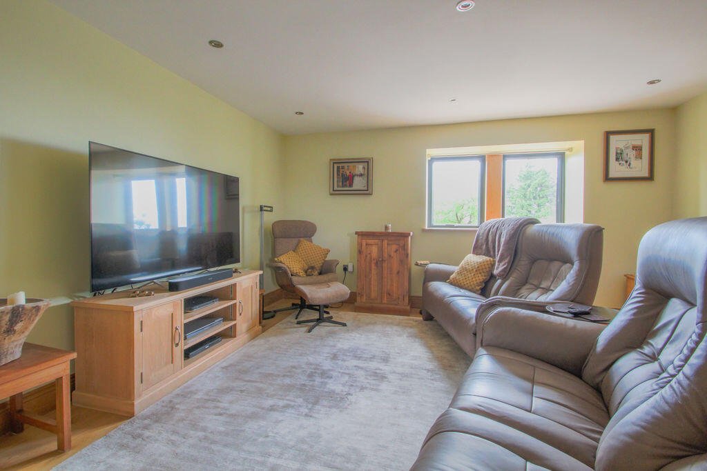 House in 1.3 acres, Hebden Bridge Road, (near Oxenhope) – photo 6 of 23