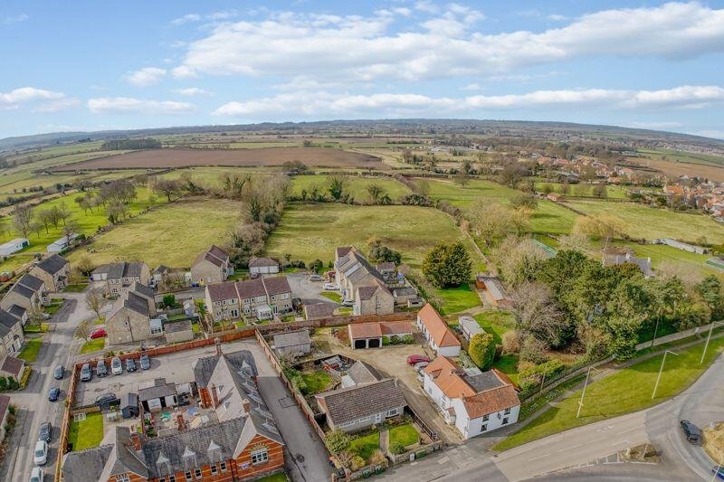 House + Land + Stables + Holiday Lets – Main Street, Seamer – photo 11 of 35