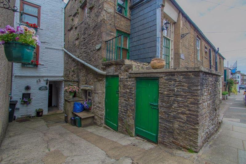Market Place, Hawes, Yorkshire Dales – photo 9 of 17