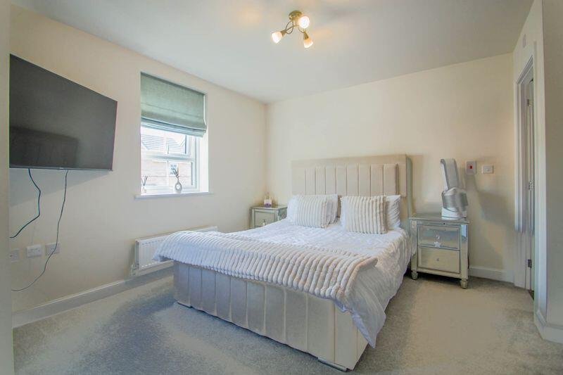 Paddock Rise, East Ardsley – photo 4 of 14