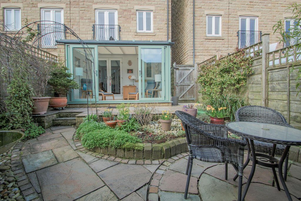 Plover Road, Lindley – photo 25 of 26