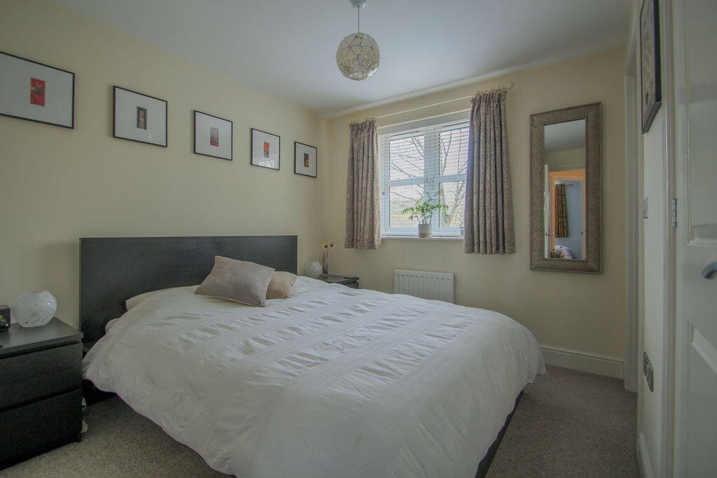 Plover Road, Lindley – photo 8 of 26
