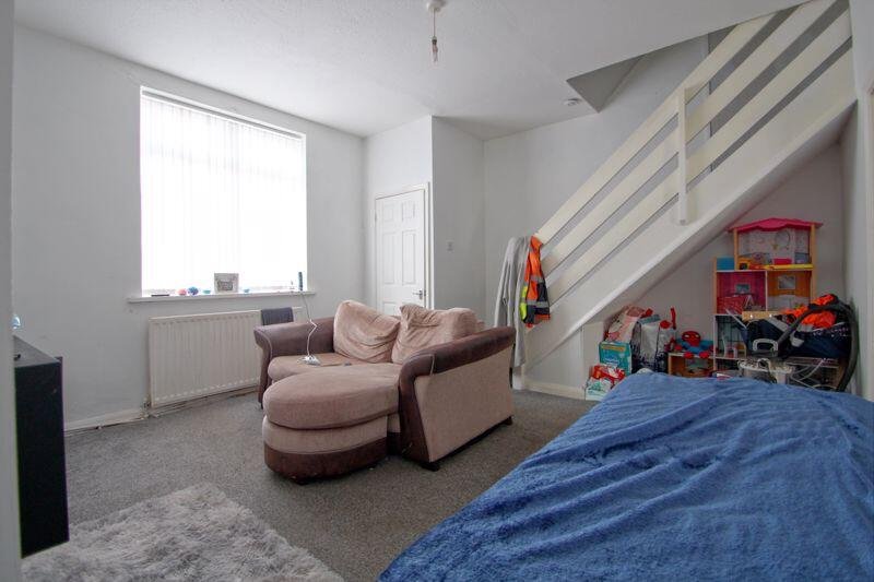 Stephenson Street, Ferryhill, DL17 – photo 4 of 13